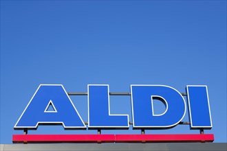 Sign and logo ALDI