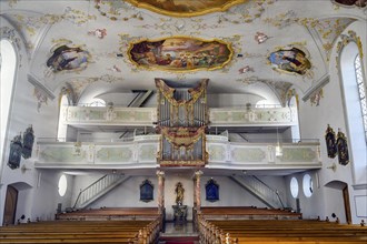 Organ gallery with ceiling frescoes