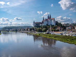 Burgberg with Albrechtsburg and Meissen Cathedral and in front of it the Elbe