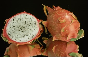 Exotic fruits: Pitahaya