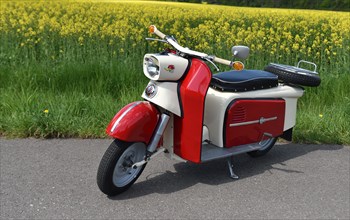Touring scooter