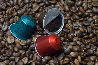 Coffee capsules and coffee beans