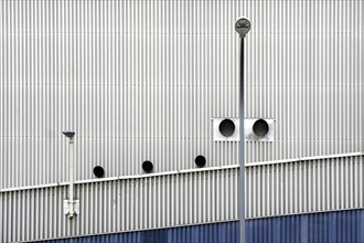 Facade BMW factory hall