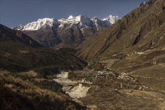 View down-valley from the way to the Ama Dablam Base Camp above Pangboche in Khumbu Region: Dudh Koshi Valley
