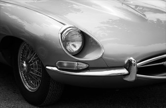 Car Headlights Jaguar E-Type