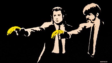 Smuel Jackson and John Travplta hold bananas instead of guns in Pulp Fiction