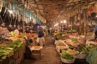 Fruit and vegetable bazaar