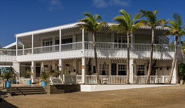 Colonial style restaurant in Puerto Calero