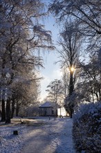 Winter atmosphere in Mettnaupark near Radolfzell on Lake Constance