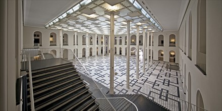 Atrium in the main building of Leibniz Universitaet Hannover