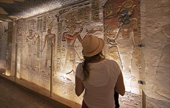 Rock paintings in the royal tomb 11 Ramses III