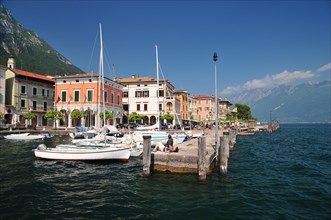 Boats in the harbour of Gargnano