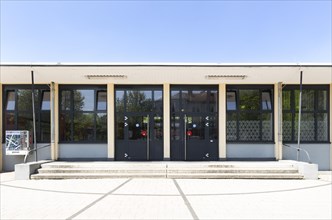 Alzey station reception building