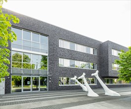 Albert-Einstein-Strasse 2 office building