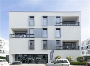 Office and residential building Albert-Einstein-Strasse 34-38