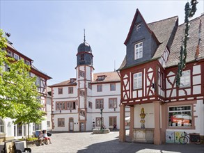Town hall and former inn Deutsches Haus am Fischmarkt