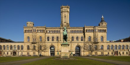 Main building of Leibniz Universitaet Hannover