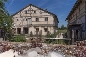 Historic farmhouse built 1565