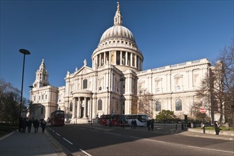 St. Pauls Cathedral from the south