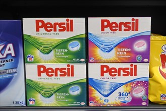 Persil detergent shelf