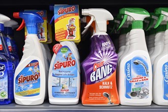 Sales shelf Spray bottles Cleaning products