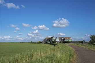 Characteristic houses of the hamlet of Hoefe south of the canal