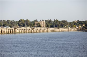 Locks for cruise ships on the Nile