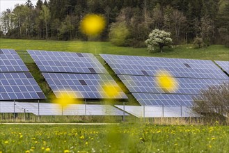 Solar installation on the noise barrier of the A8 motorway near Gruibingen