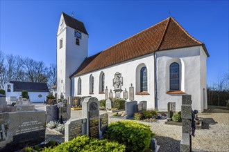 Parish church of St. Ulrich with cemetery in Lauben near Kempten
