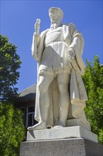 Statue of Rembert Dodoens