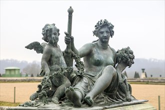 Bronze statue La Marne