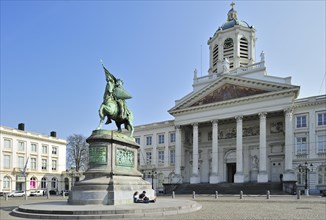 Equestrian statue of Godfrey of Bouillon and the Church of Saint Jacques-sur-Coudenberg at the Place Royale