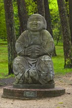 Statue Bonze of Humour by Bernhard Hoetger in Worpswede