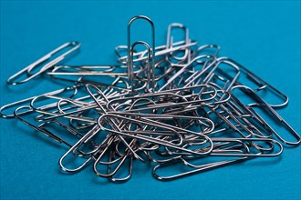 A pile of paper clips