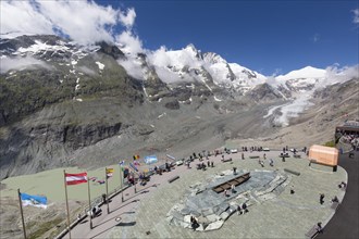 Aerial view from the Kaiser-Franz-Josefs-Hoehe over the Grossglockner and the shrinking Pasterze glacier in 2018