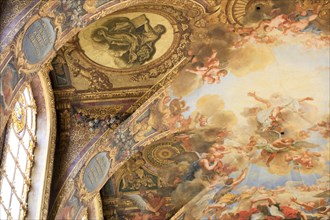 Ceiling painting Chapelle Royale