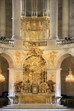 Altar and organ Chapelle Royale