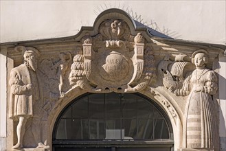 Detail of the historic entrance portal from 1910, Chamber of Industry and Crafts, Nuremberg, Middle Franconia, Bavaria, Germany, Europe