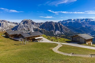 Sofiehuette, in the background the Puez group and the Sella massif, Val Gardena, Dolomites, South Tyrol, Italy, Europe