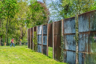 Remains of a border fence at the Berlin Wall, Gross Glienicke Wall Memorial, Berlin Wall Cycle Path, border between Berlin and Brandenburg, Germany, Europe