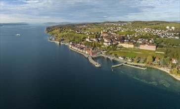 Town view of Meersburg with ferry port, harbour and waterfront, Lake Constance district, Baden-Wuerttemberg, Germany, Europe