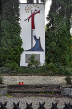 Monument commemorating the Iller accident, 15 soldiers drowned June 1957 near the Hirschdorf Iller bridge, near Kempten, Allgaeu, Bavaria, Germany, Europe