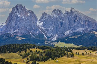 Snow-covered peaks of the Sassolungo group, view from the Alpe di Siusi, Val Gardena, Dolomites, South Tyrol, Italy, Europe