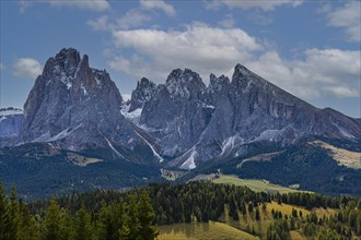 Snow-covered mountain peaks of the Sassolungo group, Alpe di Siusi, Val Gardena, Dolomites, South Tyrol, Italy, Europe