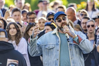 Spontaneous free concert by the rapper Sido, promotion for the car brand Smart, Berlin, Germany, Europe