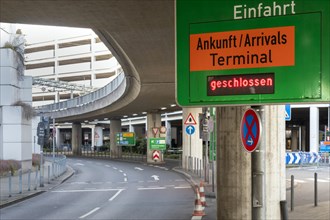 Airport International in lockdown in the Corona crisis - Hardly any travel traffic, its like its dead around Duesseldorf AirportAirport International, Duesseldorf Airport, airfield, taxiway, Duesseldo...