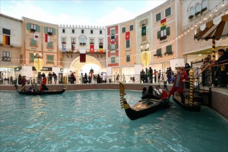 Villaggio Mall, Venetian-style shopping mall with canal, gondolas and artificial sky, Doha, Qatar, Asia