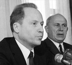 Personalities from politics, economy and culture from the years 1965-71. Josef Angenford Communist and head of the FDJ in FRG with Karl Schabrod