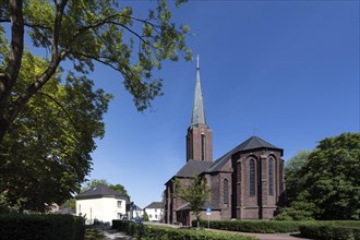 St. Josephs Church, the Catholic city parish church, Moers, North Rhine-Westphalia, North Rhine-Westphalia, Germany, Europe