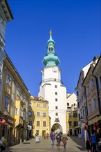 Pedestrian zone in Michalska Street with Michaels Gate, Old Town, Bratislava, Bratislava, Slovakia, Europe